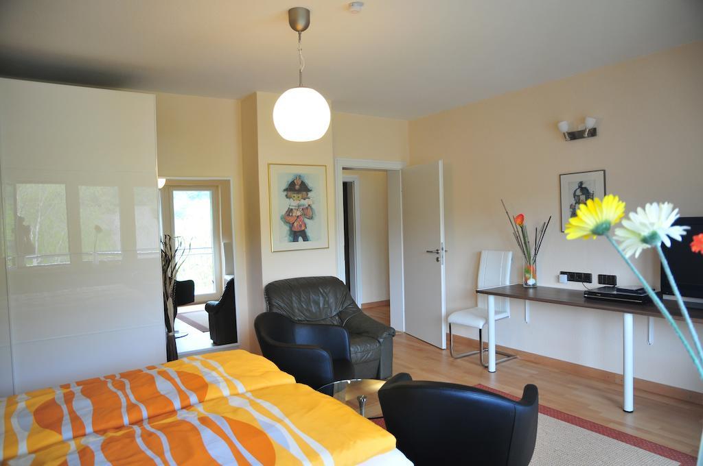 Ferienwohnung Noviomagus นอยมาเกน-โดรน ภายนอก รูปภาพ